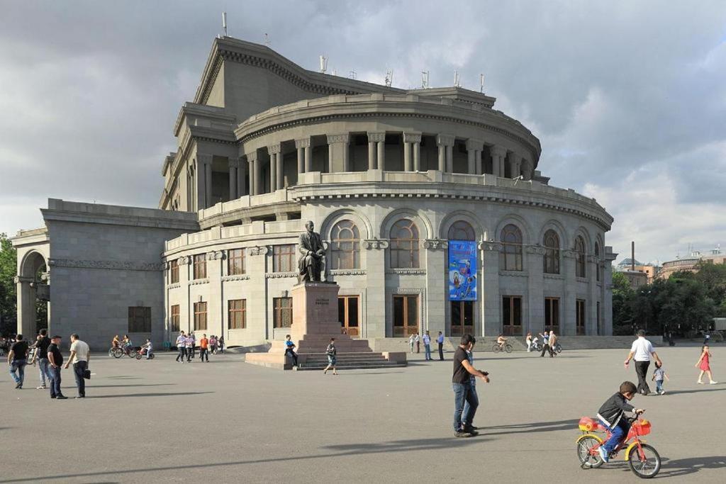 Apartment On Sayat Nova 33 Yerevan Ngoại thất bức ảnh